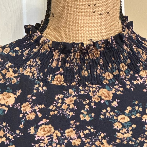 Navy and Beige Floral Long Sleeve Dress Size Medium - Picture 4 of 8